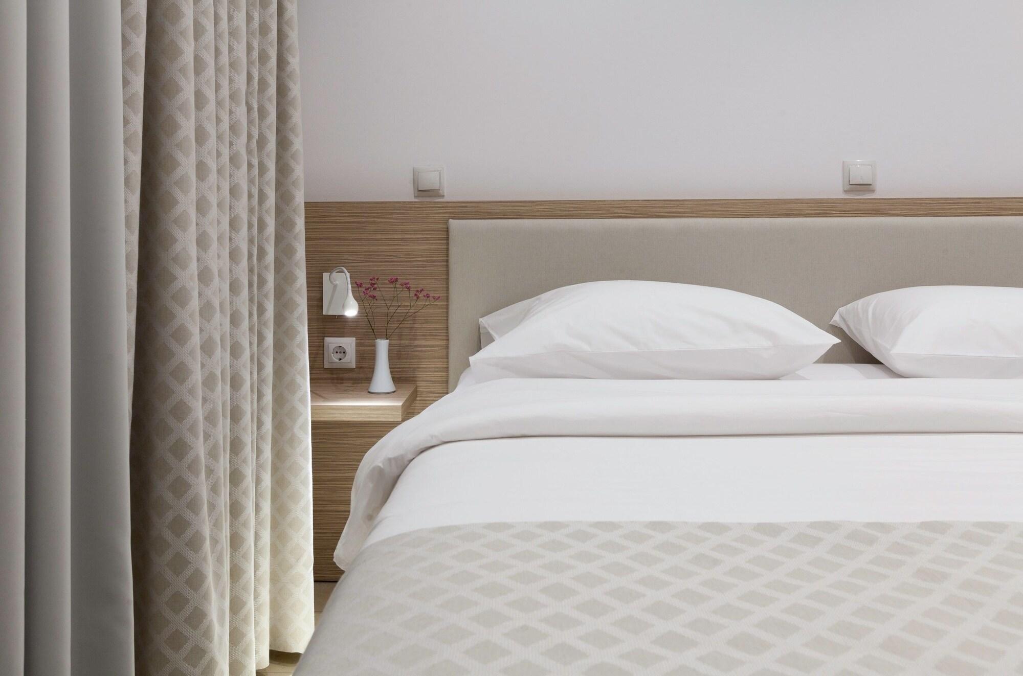 Zephyros Hotel Myrties Zewnętrze zdjęcie