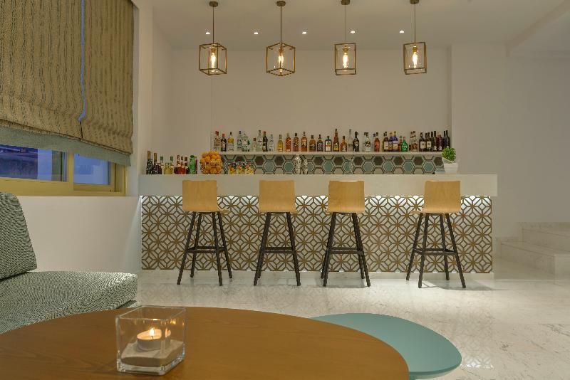 Zephyros Hotel Myrties Zewnętrze zdjęcie